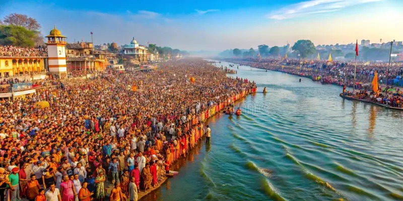 How to Visit the Maha Kumbh Mela 2025 in a Single Day - With Affordable Stay and Meal